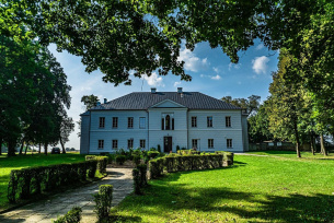 Pałac Kołłątajów w Wiśniowej