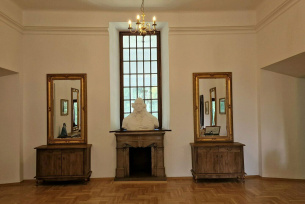 Pałac Kołłątajów w Wiśniowej